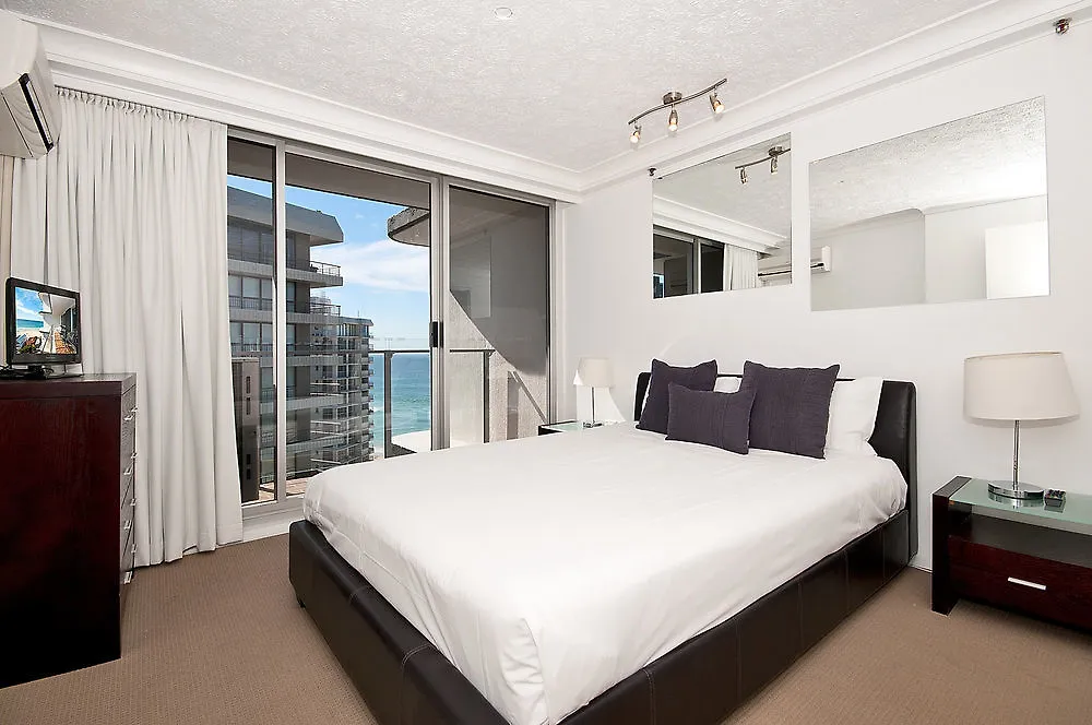 ****  Sunbird Beach Resort Main Beach Gold Coast Austrália