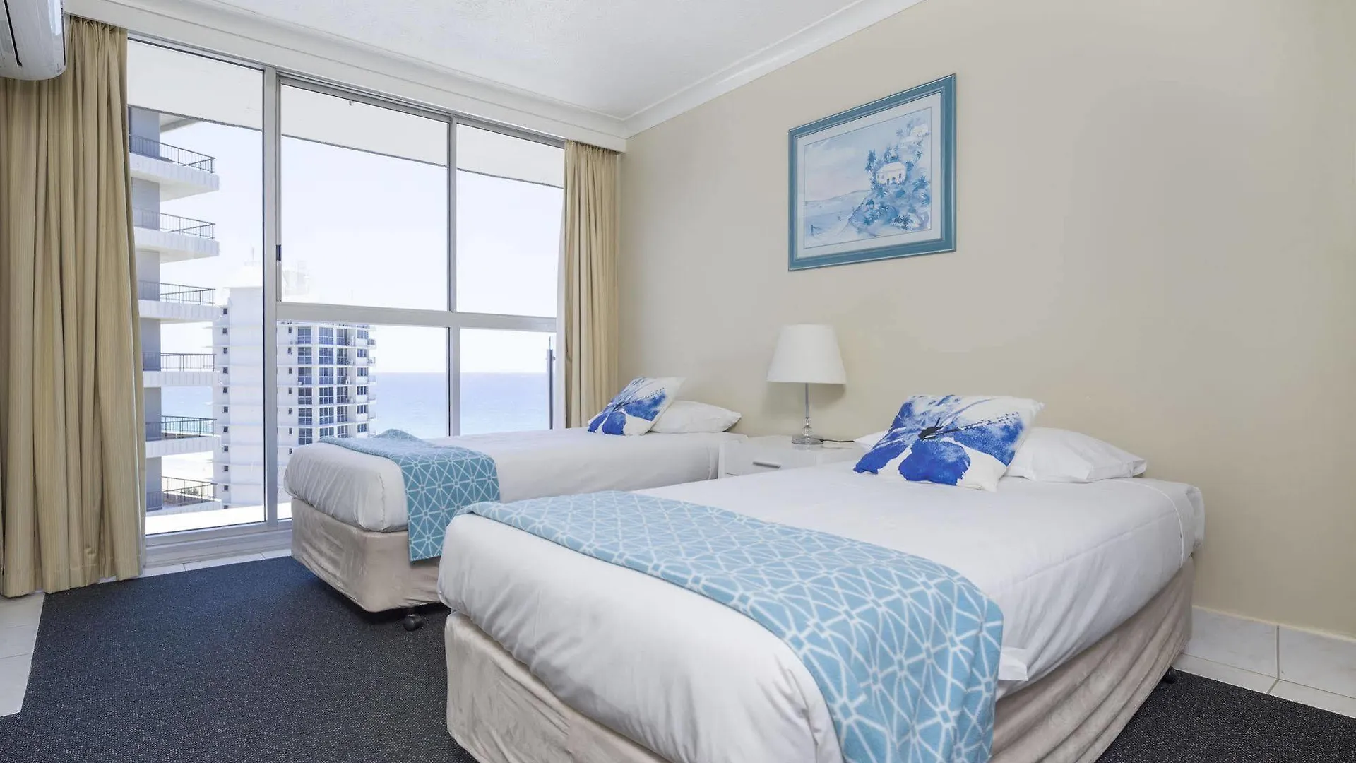 Sunbird Beach Resort Main Beach Gold Coast 4*,